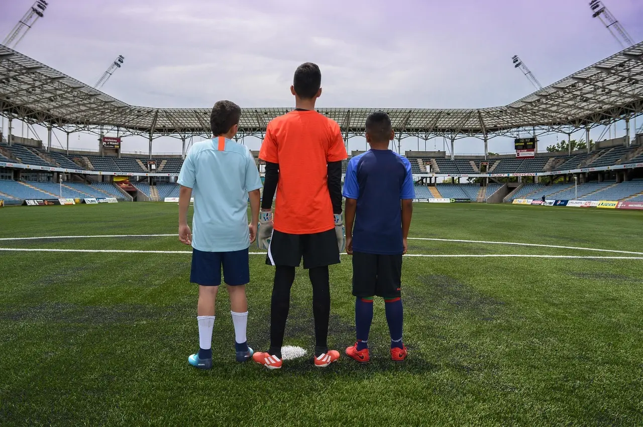 Sene afgørelser og sikre hjemmesejre: Overblik over 3. Division 25/26 – runde 4